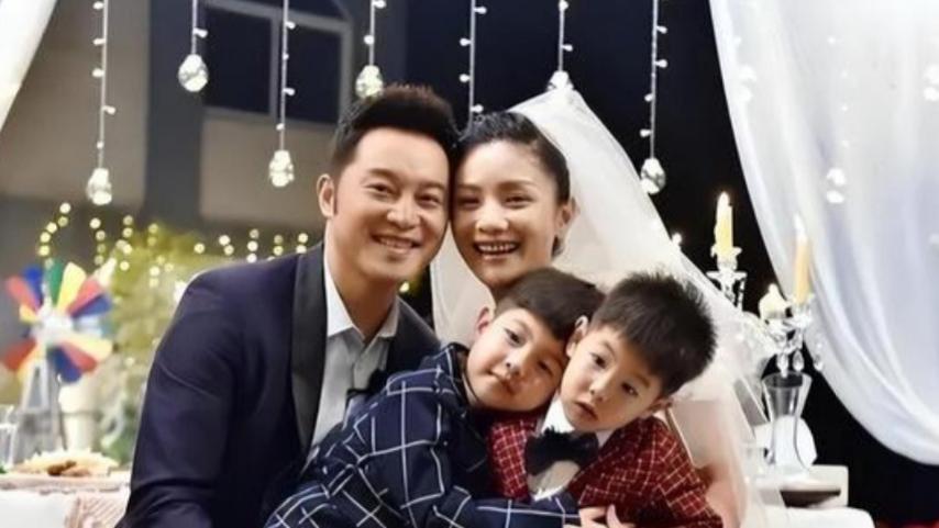 46岁沙溢晒近照瘦回白展堂，胡可：第一次见他这样！网友：爷青回