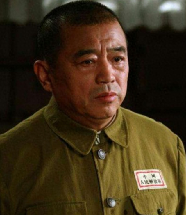 彭德怀扮演者宗利群去世,生前坚持每天步行万米,儿子也成演员