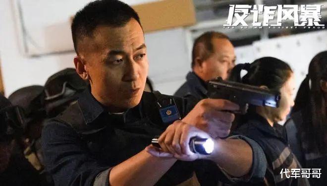 黄晓明旗下公司16个艺人，居然没有一个红的，网友：好心疼！