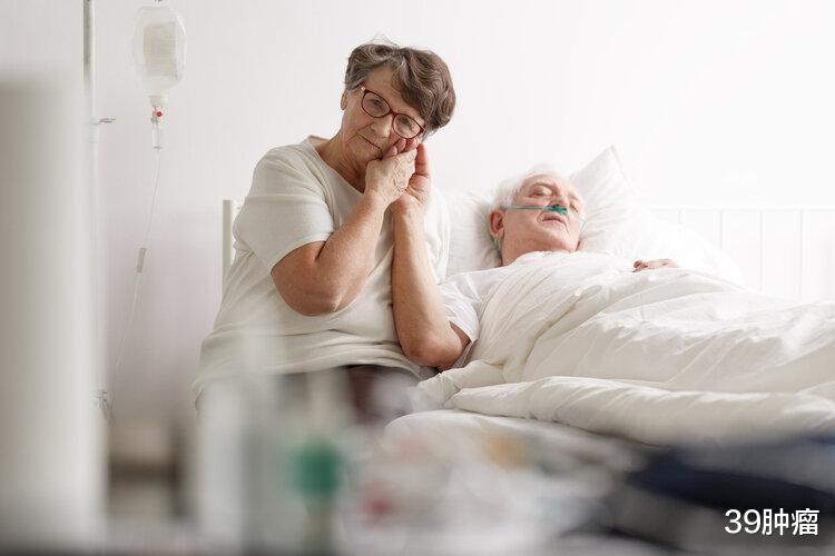 70岁为寿命的决定期，如果早上喝水有这5个表现，一般会长寿！