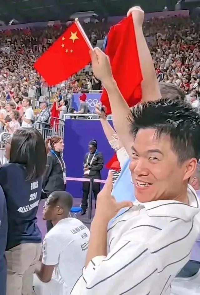 出师不利!董宇辉新疆行遭到嘉宾拆台,被现实狠狠的上了一课