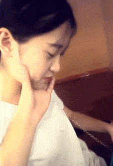 “无意中在女同事车上发现的，这是用来干嘛的？”网友们内涵了！