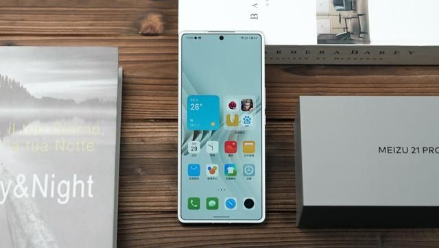 从5399元跌至3299元,2K直屏+512GB,高配旗舰加速退场了