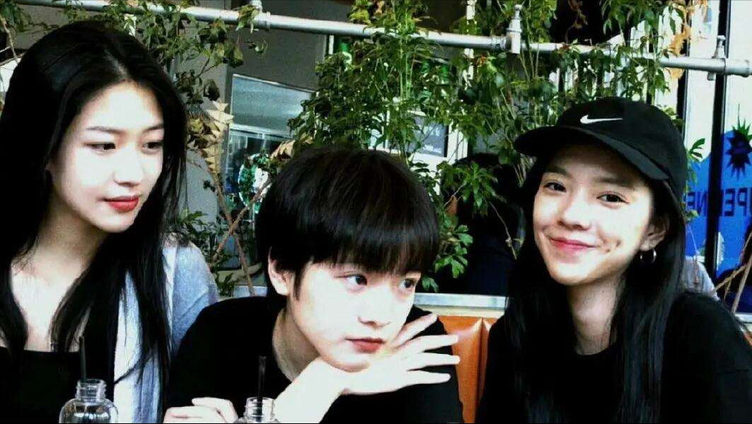 当徐静蕾冷笑着说很正常的时候，才明白越是上流人越“下流”！