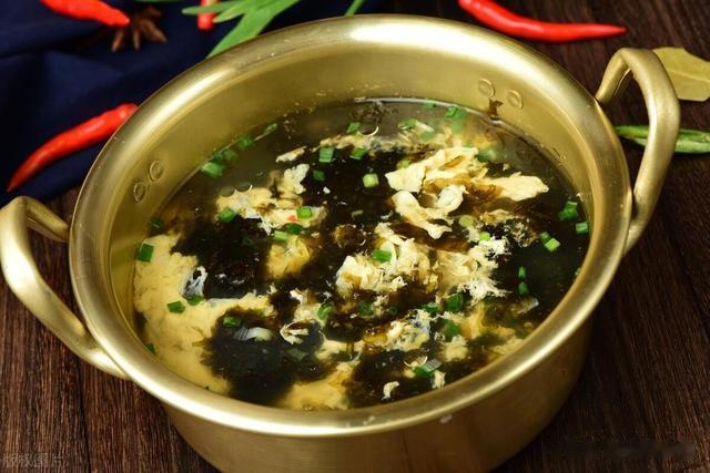 “夏补钾，身不乏”，三伏天多吃六种高钾食材，浑身有劲精神充沛