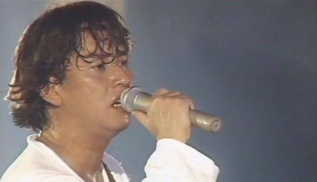 齐秦苏州演唱会,人都胖成什么样了,唱的太痛苦了,观众都吓傻了