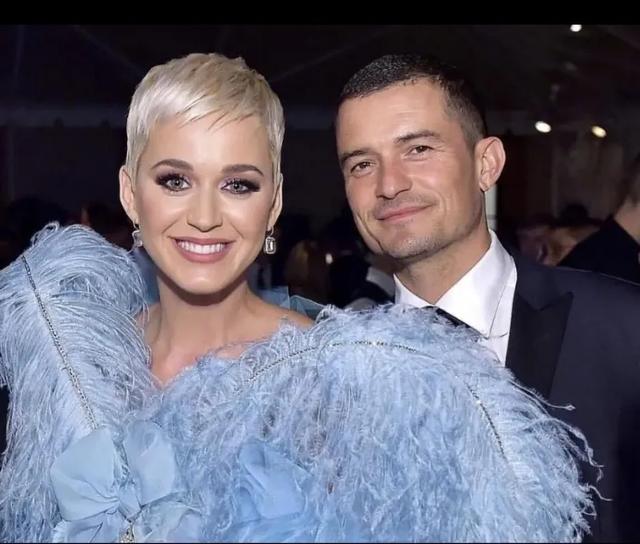 《加勒比海盗》男演员佩里在夏威夷冲浪时遭鲨鱼攻击身亡