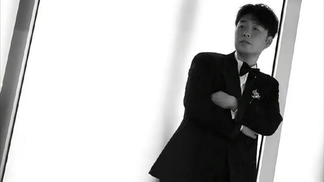 杜海涛瘦身效果显著,毅力与自律塑造全新风采,网友纷纷点赞