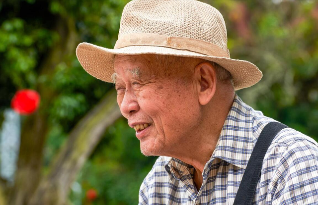 肝好的人,一般有4个“好习惯”,坚持做,60肝无忧