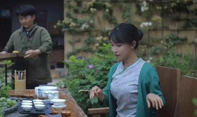 时隔一年李子柒再度营业,近照堪比毁容,她经历了什么?