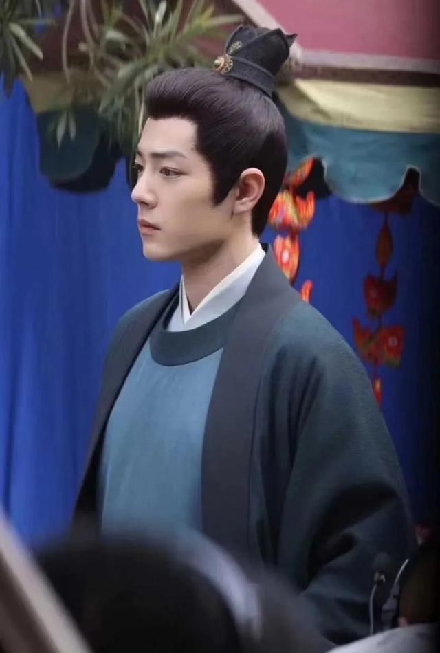 1.10娱乐瓜:肖战 王一博 檀健次 成毅 任嘉伦 陈都灵 刘学义