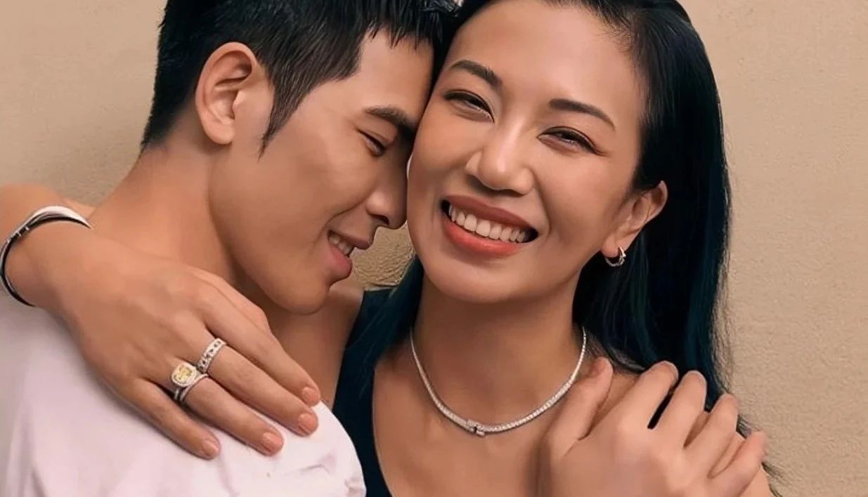 雨神大婚,萧敬腾与经纪人16年地下情:娱乐圈的又一场大戏?