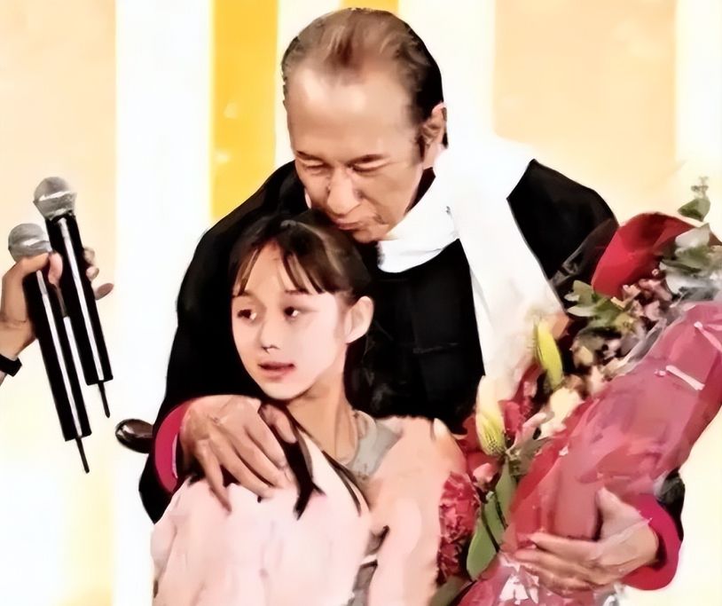 四太为何超欣办生日宴,何猷君当护花使者,比求婚奚梦瑶还隆重