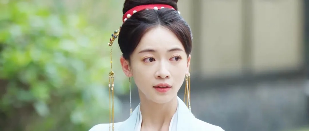 《墨雨云间》:出场就把观众惊艳,这才是“丫鬟”该有的颜值