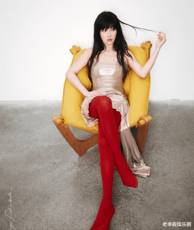 杨紫已经长大成人,尝试性感风却接连失败,终究还是败在了颜值