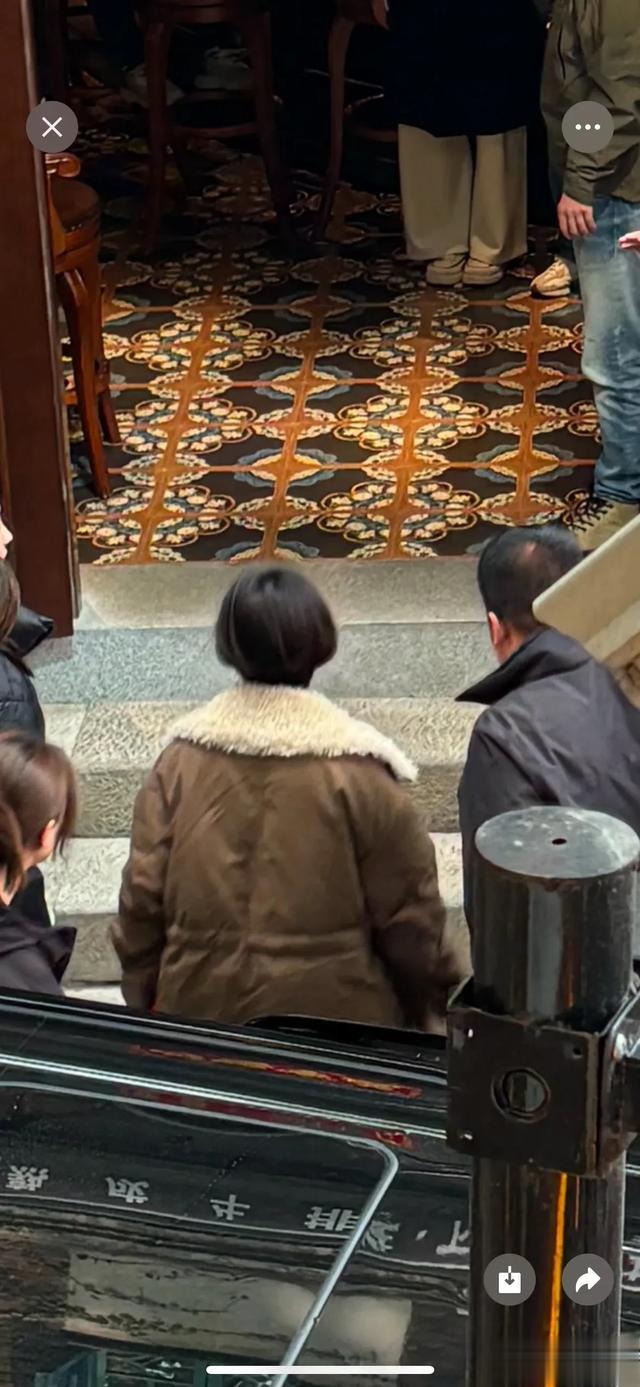 赵丽颖黄晓明拍戏路透,我滴个天呐不愧是赵满楼,人气好高