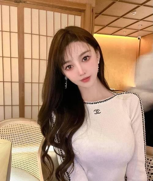 叶柯大方承认整容，全身40%是科技，黄晓明彻底成娱乐圈的笑话！