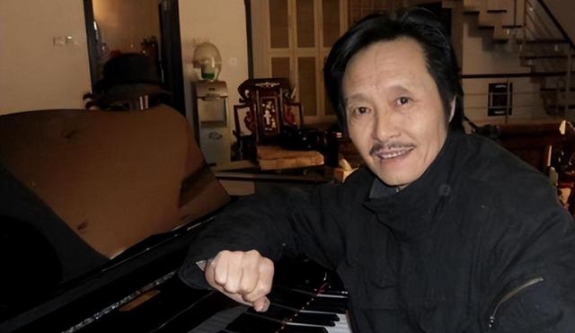 刀郎解释了和云朵同居缘由,是其妻子同意,难怪俩人曾在一起6年