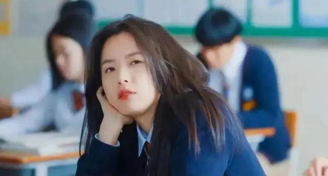 最新排名!2024年韩国最美的10位女星出炉了:宋慧乔冲进前3名