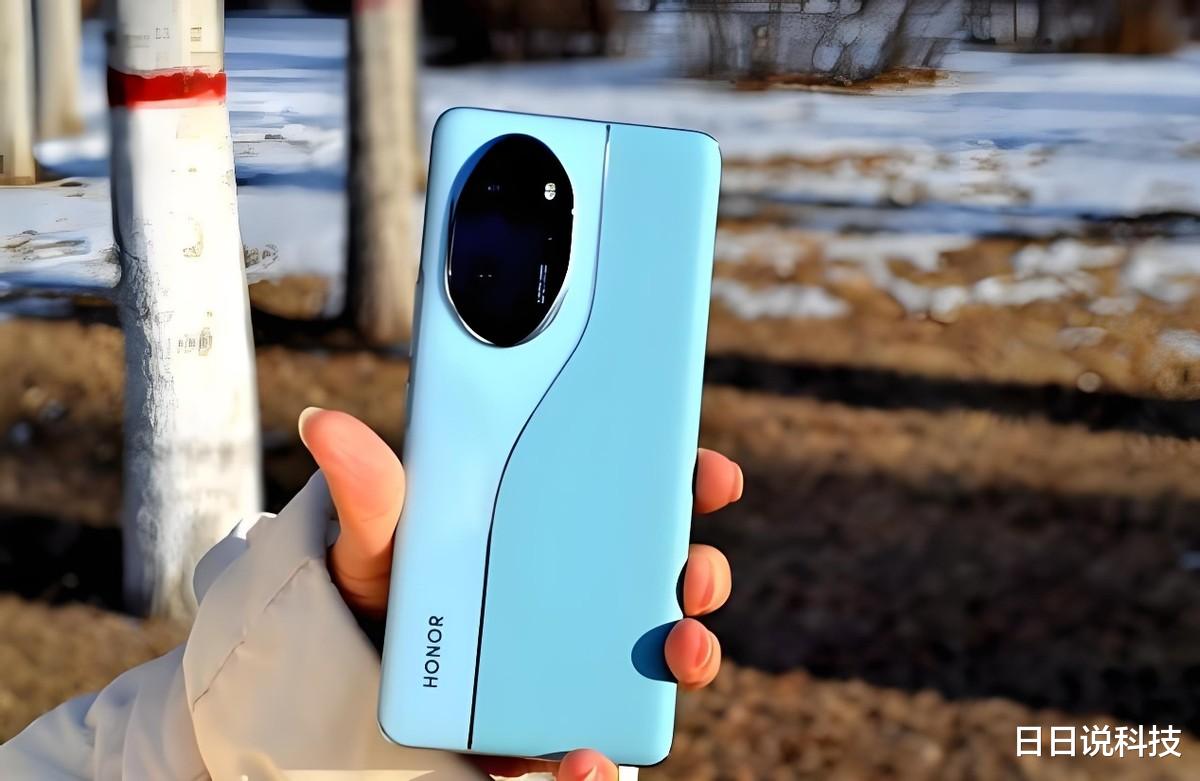 荣耀也不讲武德了，骁龙8Gen2旗舰跌价1460元，3840Hz绿洲护眼屏