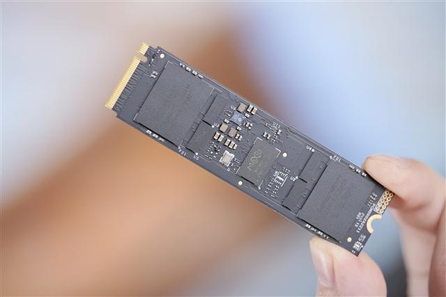 真正存储自由！雷克沙ARES 8TB SSD图赏