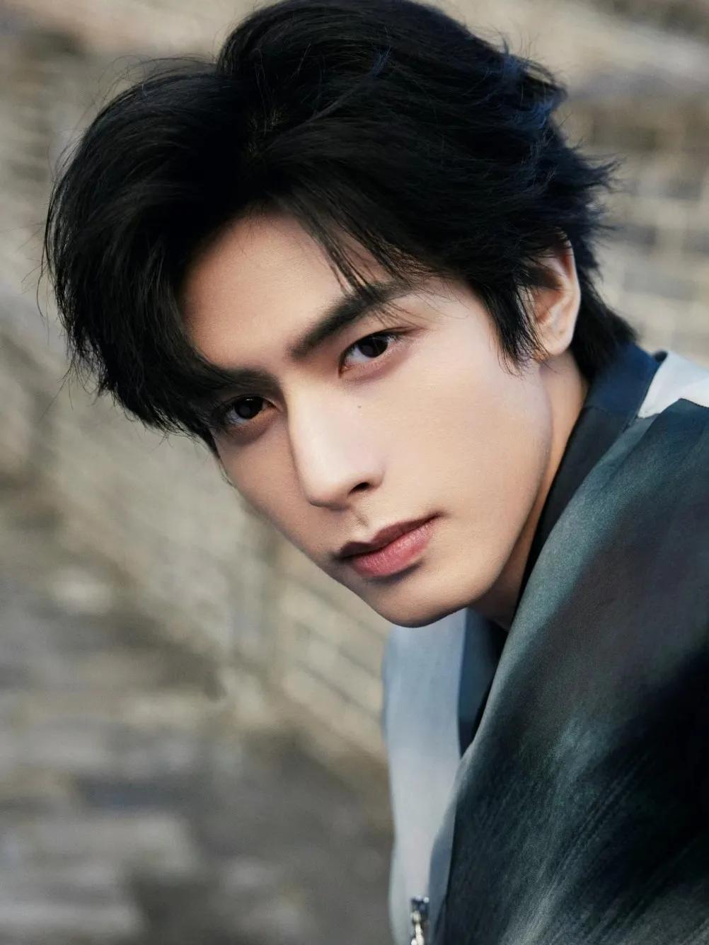 新鲜美男出圈,最帅美男子又洗牌,黄景瑜登顶,许凯第5现肖战第2