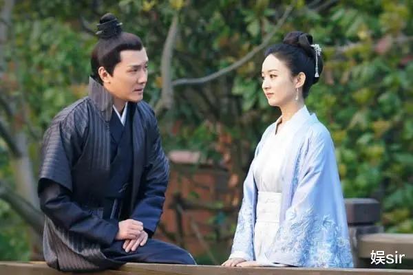 冯绍峰谈5岁儿子红了眼眶,称很爱儿子,网友:还没放下赵丽颖?