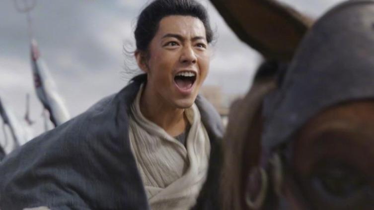 影版《射雕》预告来了！郭靖不傻了，黄蓉竟被华筝艳压，看到洪七公我笑了