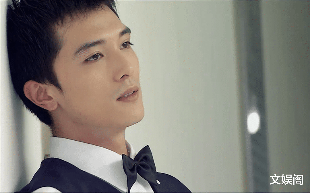 《唐探2》首播三集便冲上飙升榜第一,邱泽又火了,12段情史被扒