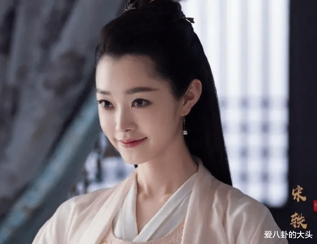 本想靠爆剧抬咖，却惨遭《庆余年2》“背刺”，这5位女星实在太尴尬！