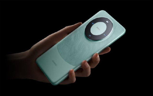 华为新旗舰即将发布，配置超猛，Mate70瞬间不香了