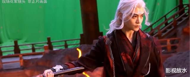 《永夜星河》：赵轻欢为何抛妻弃子？只因暮容儿一句话