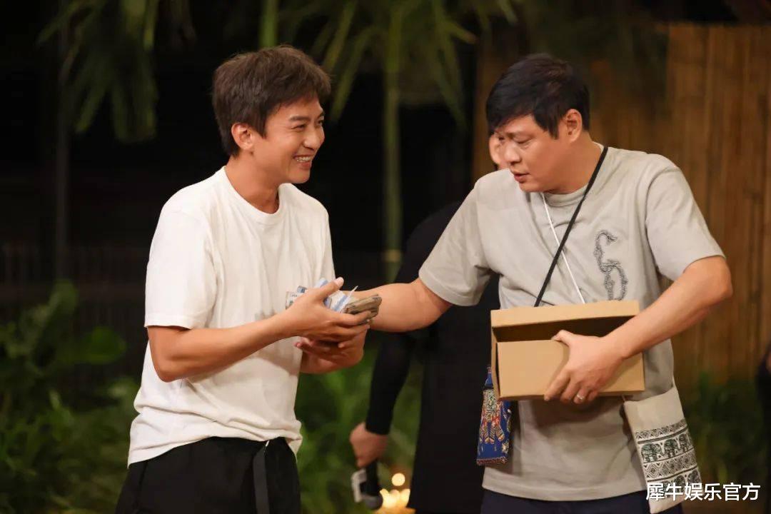 犀牛|让观众放肆大笑才是综艺王道