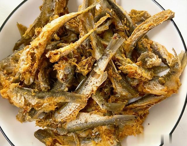 北京55岁大姐晒午餐,网友一看坐不住了:退休金不低于1w