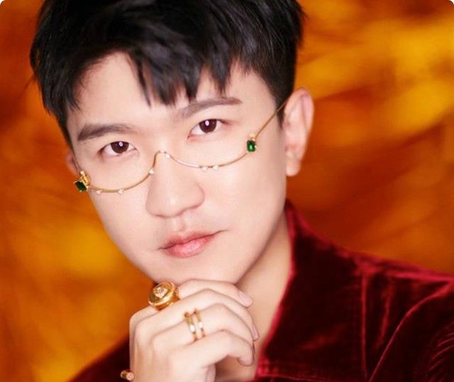 张大大被官媒点名批评，言辞犀利，真是一点脸面都不给留