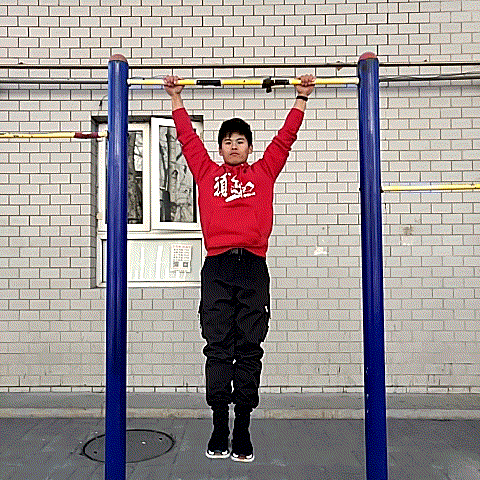 哪个更适合你?练引体向上用正手和反手