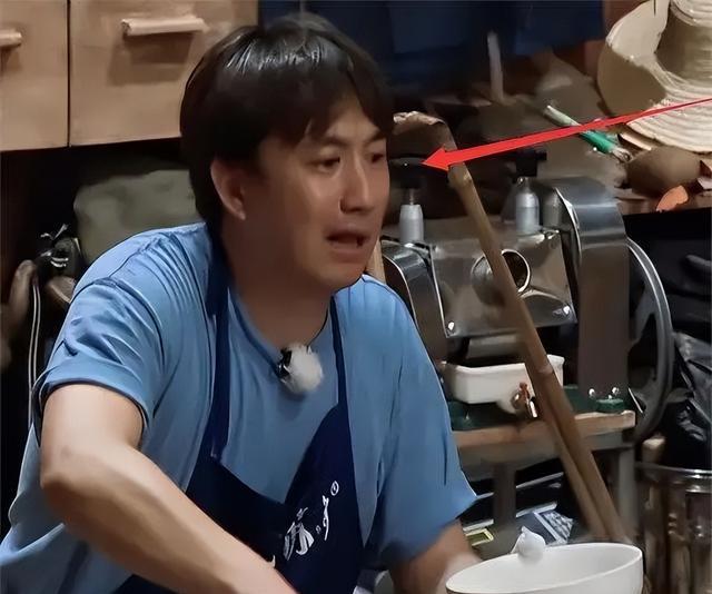 闹大了！陈赫直播回应“黄磊厨艺”引热议，网友评论区炸锅了！