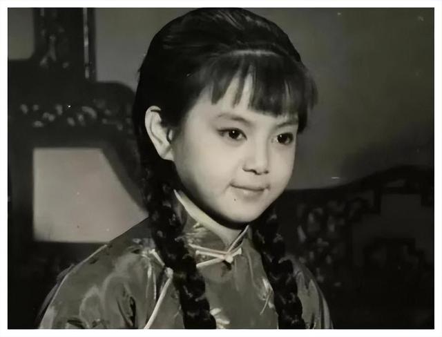 她是小婉君，嫁豪门生5子后丈夫爱上王祖贤，婆婆霸气给4亿离婚费