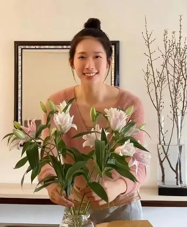 霍启山新恋情曝光,女方为奥运冠军江旻憓,神似林志玲,豪门恋曲再续?