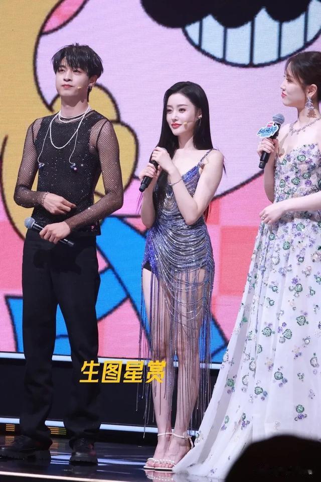 张天爱现场直拍 纯欲天花板,这也太会了