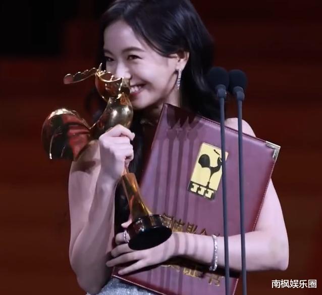 新神雕侠侣：忍过了小龙女的“网红脸”，实在忍不了杨过的扮演者