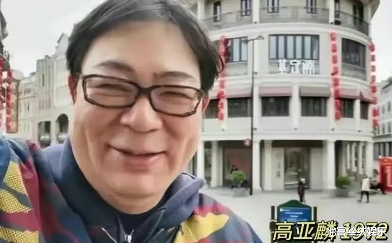 李敏镐肿成馒头,双下巴掉起来,仿佛一个大胖小子,完全认不出了