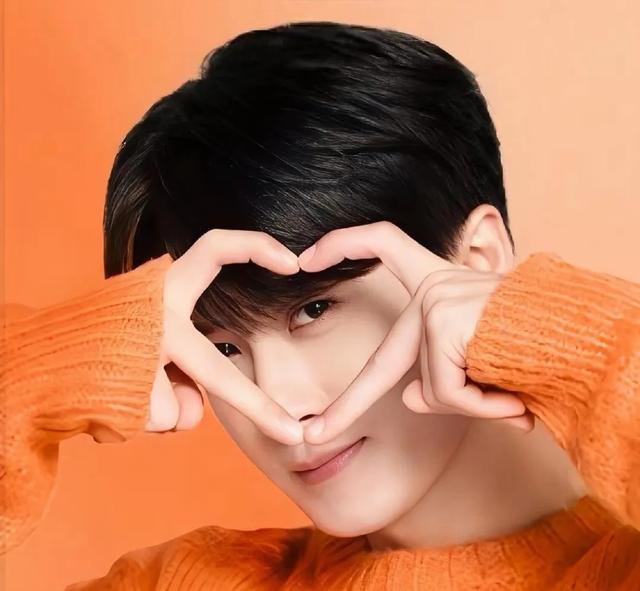 1.10娱乐瓜:肖战 王一博 檀健次 成毅 任嘉伦 陈都灵 刘学义