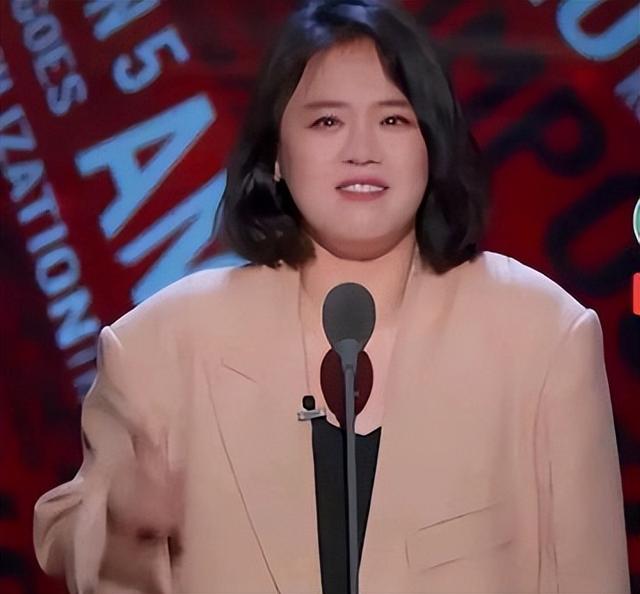 现在嫌她们丑,当年追成狗!这些发福的女明星,当年都美若天仙