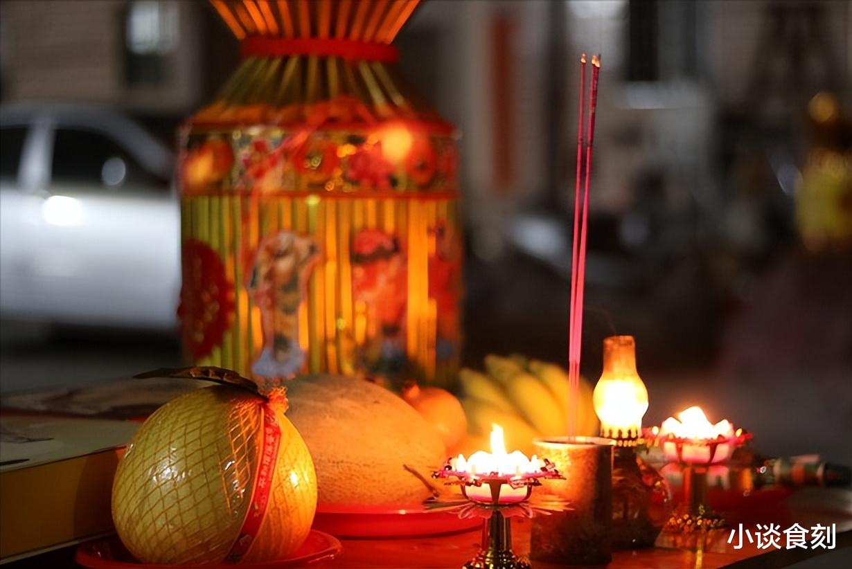 七月初一“鬼门开”，吃3红，食2白，忌1事，祈福纳祥，护平安