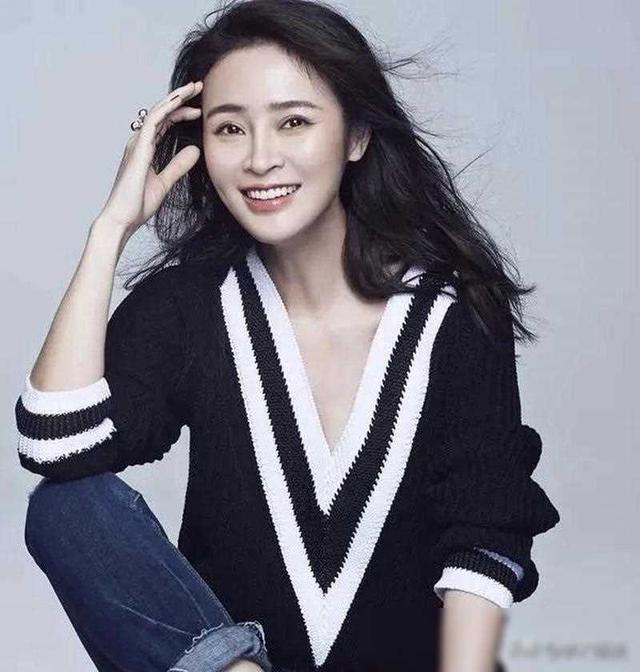 许晴的臀、殷桃的腰、梅婷的腿,这些中年女星性感起来真要命