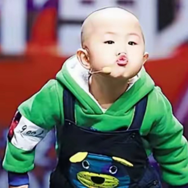 |5岁上春晚走红，年入百万开始厌学，如今13岁的张峻豪却过成这样