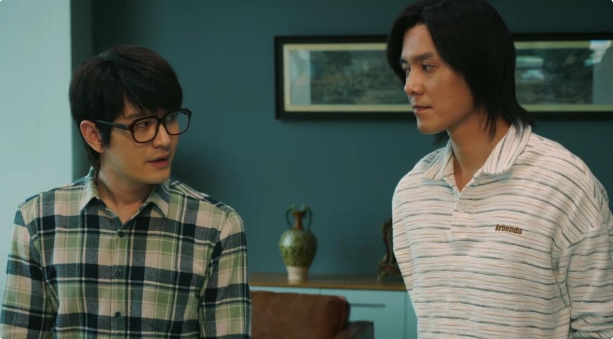 46岁黄晓明演学生,皮肤松垮、满脸褶,2024年最辣眼的一部剧来了