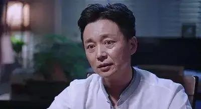曾得罪宋佳无戏可拍，离婚后独自抚养儿子，如今他凭配角火遍全网