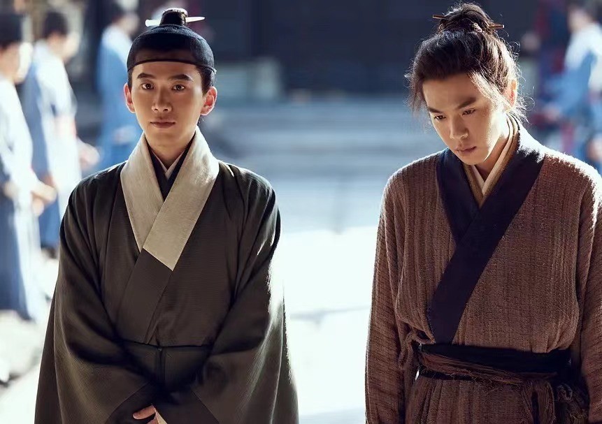 既无演技又无颜值，《白夜破晓》这位“资源咖”演员，看着让人心烦